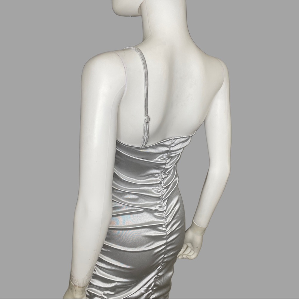 Elegant Silver Ruched One Shoulder Satin Dress - Picture 3 of 5